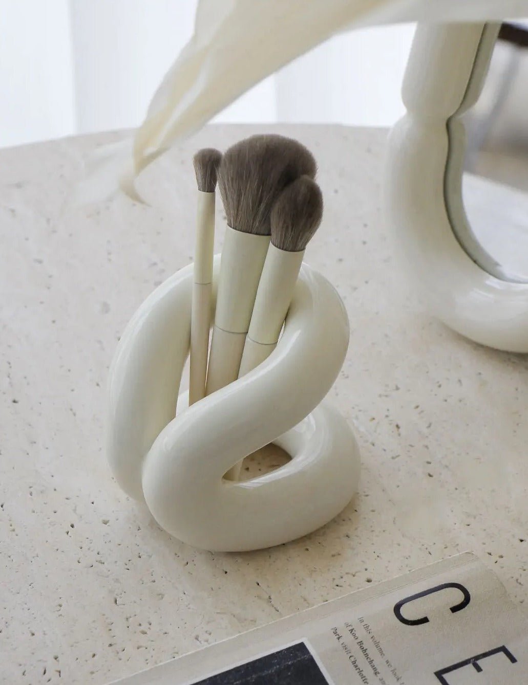 Ceramic Holder - Tsumakeproduct_type